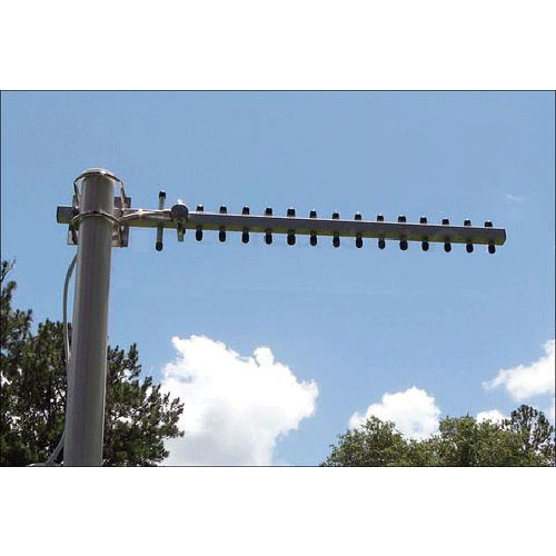 16 dBi yagi outdoor antenna mounted on a pole
